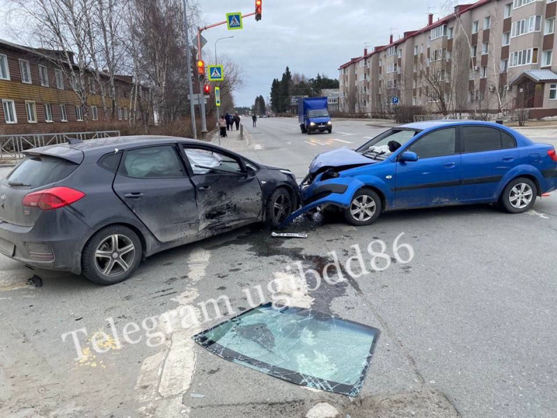 В окружной столице автоледи спровоцировала ДТП.