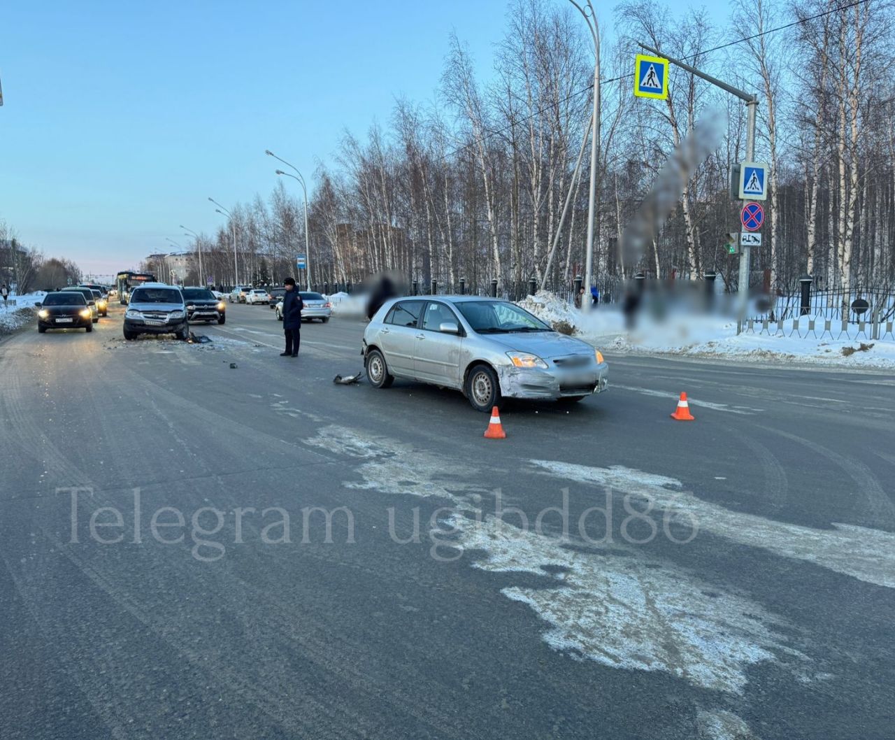 Несоблюдение дистанции стало причиной автоаварии в Нижневартовске.