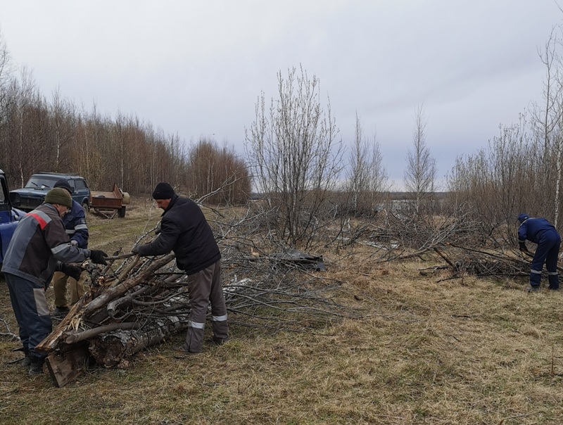 В с.Пальяново состоялся экологический субботник по очистке береговой зоны..