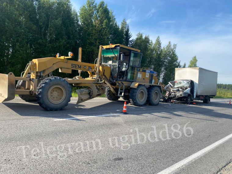 На трассе в Нефтеюганском районе пострадал житель Екатеринбурга. На трассе в Нефтеюганском районе пострадал житель Екатеринбурга.