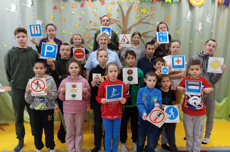 Профилактическая беседа с несовершеннолетними. Профилактическая беседа с несовершеннолетними.